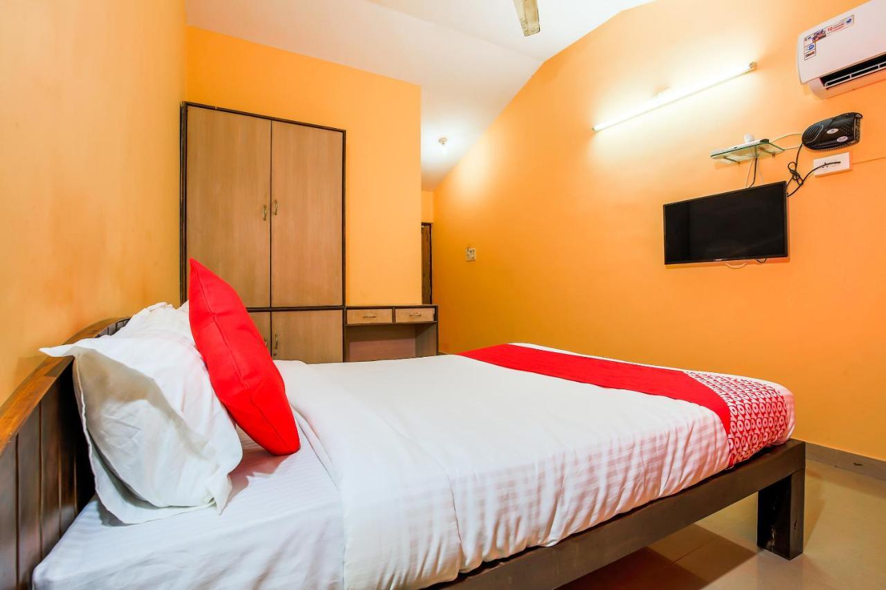 Hotel Oyo 23035 Srinivas Residency Madgaon Esterno foto