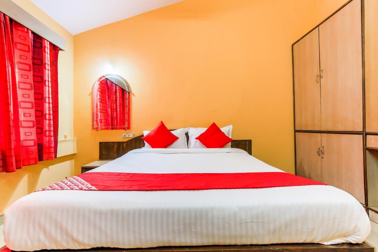 Hotel Oyo 23035 Srinivas Residency Madgaon Esterno foto