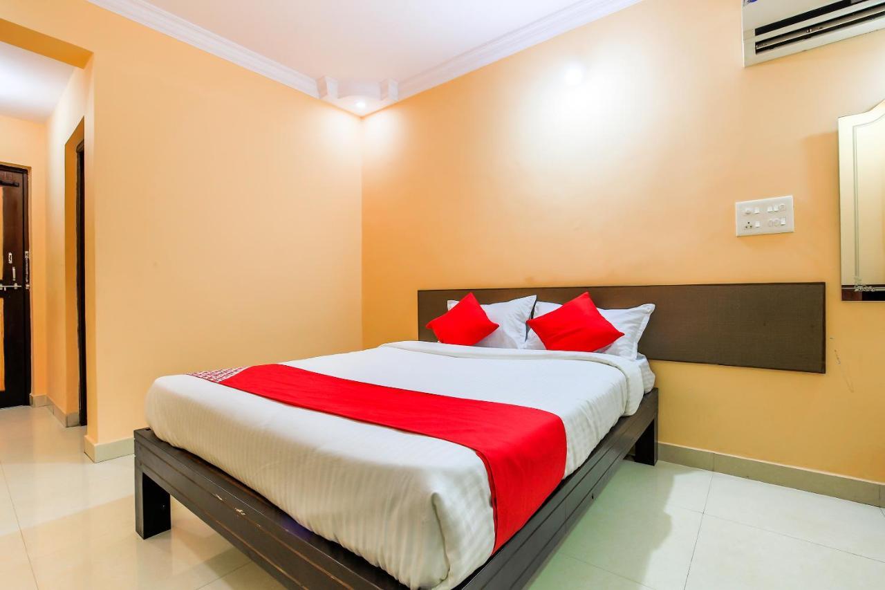 Hotel Oyo 23035 Srinivas Residency Madgaon Esterno foto
