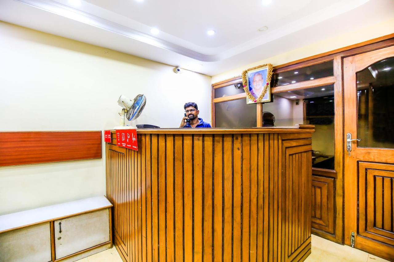 Hotel Oyo 23035 Srinivas Residency Madgaon Esterno foto