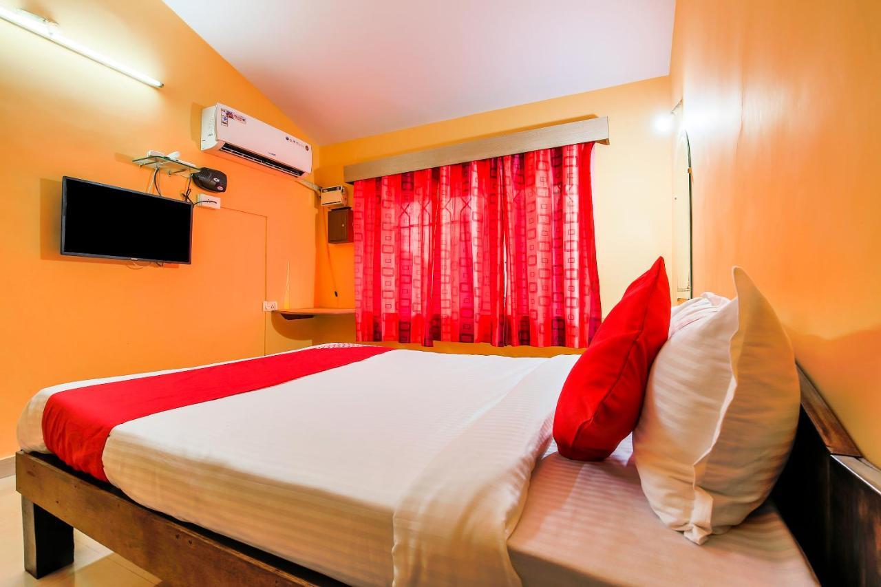 Hotel Oyo 23035 Srinivas Residency Madgaon Esterno foto