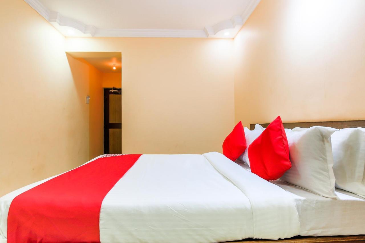 Hotel Oyo 23035 Srinivas Residency Madgaon Esterno foto