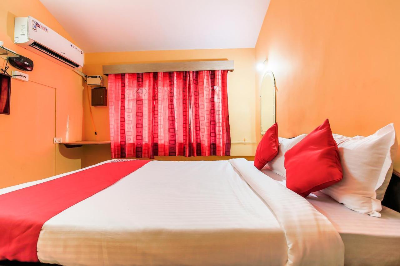 Hotel Oyo 23035 Srinivas Residency Madgaon Esterno foto